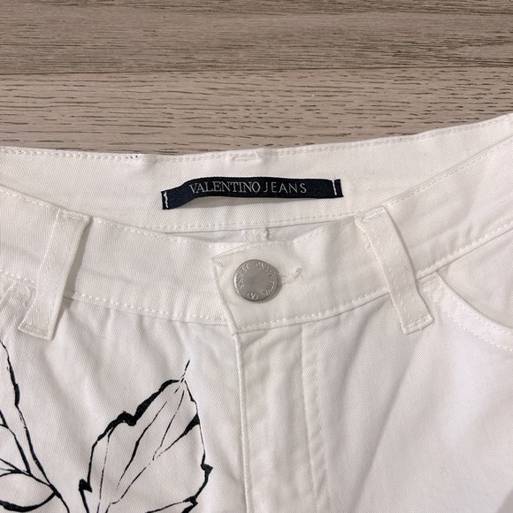 Valentino Jeans - Picture 3 of 4